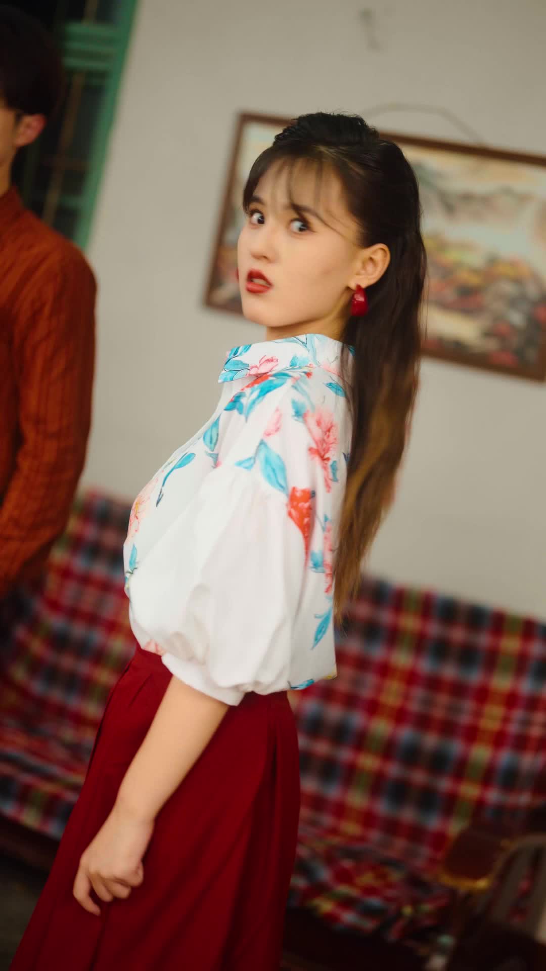 الحلقة 11 - زوجة الثمانينات والضابط العنيد